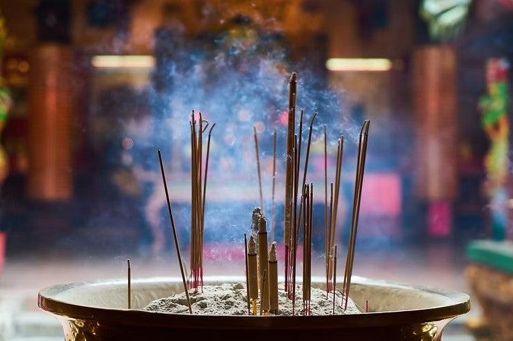The Best Incense for Smudging: A Journey to Harmony and Balance