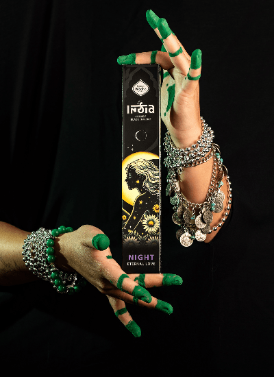 Sagrada Madre Indian Black Incense Sticks | Night - Eternal Love - Ember & Essence 