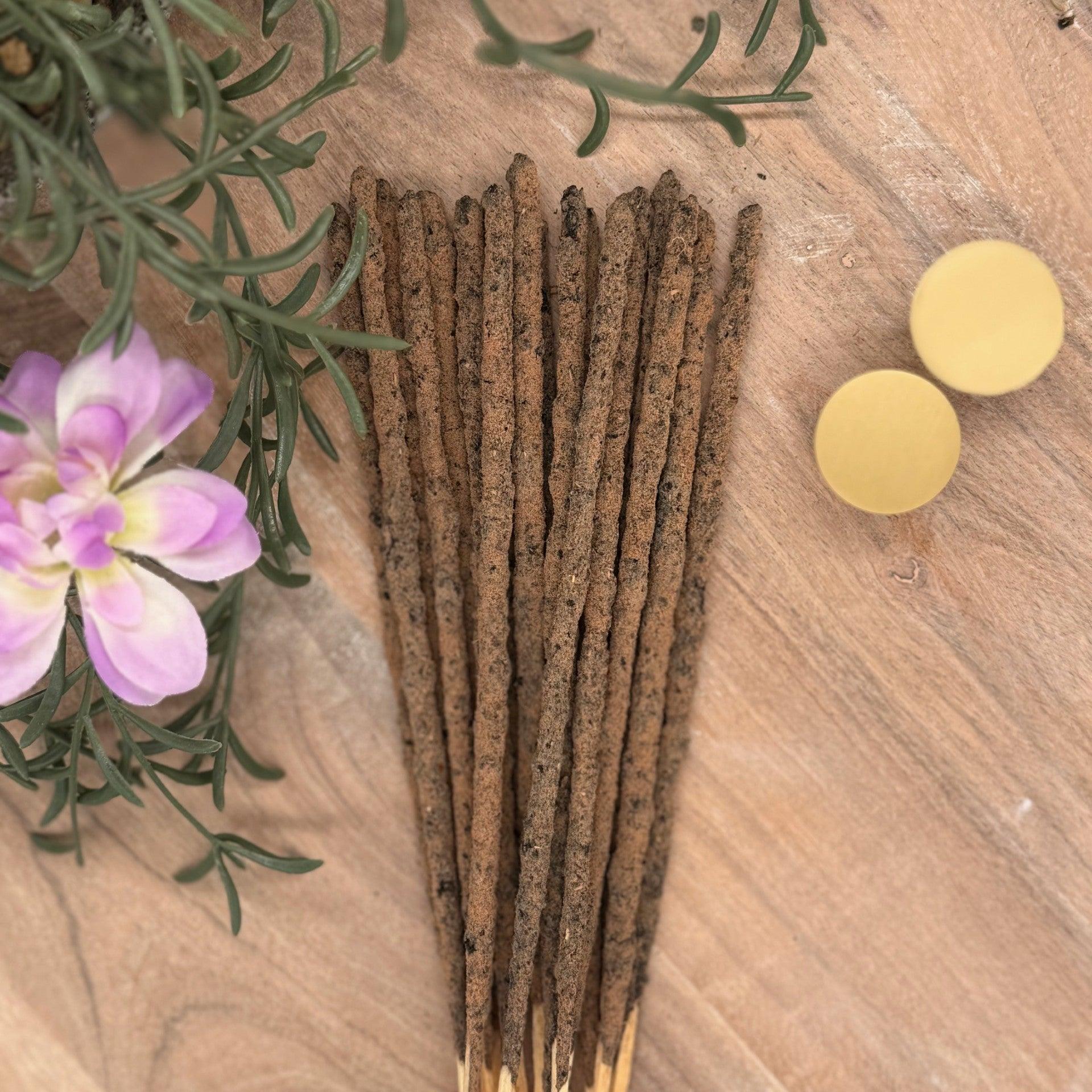 Sagrada Madre Bulk Incense Sticks x 20 | Sandalwood - Ember & Essence 